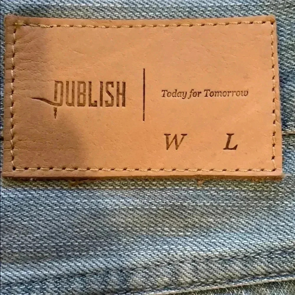 Publish Women’s straight leg jeans. - Picture 4 of 5